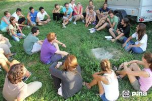 560899_10151161477594208_609739583_n